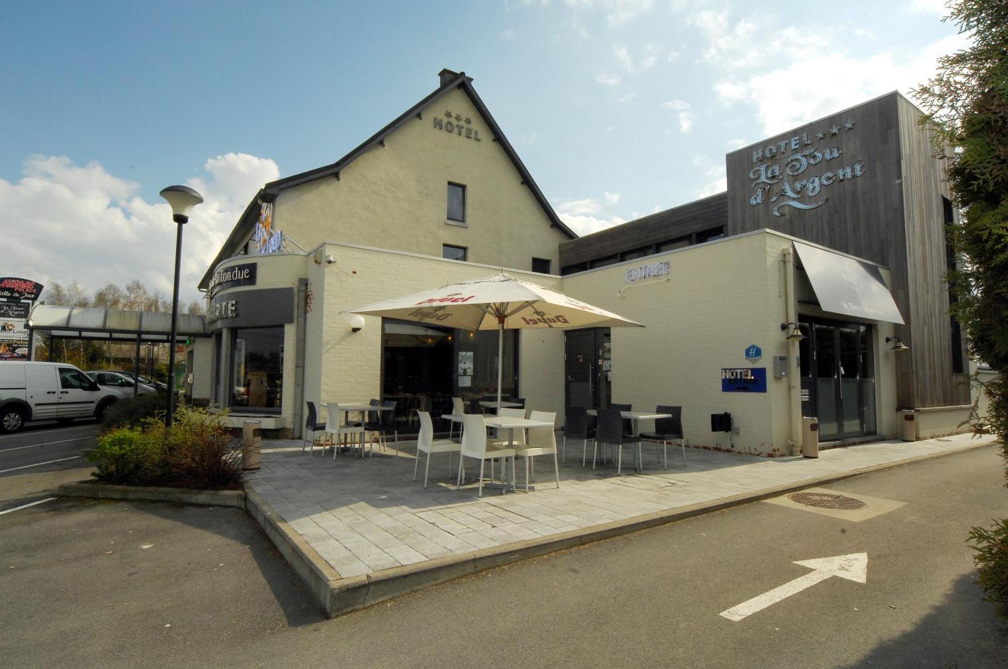 Hotel Le Saint Loup 젬블룩스 외부 사진