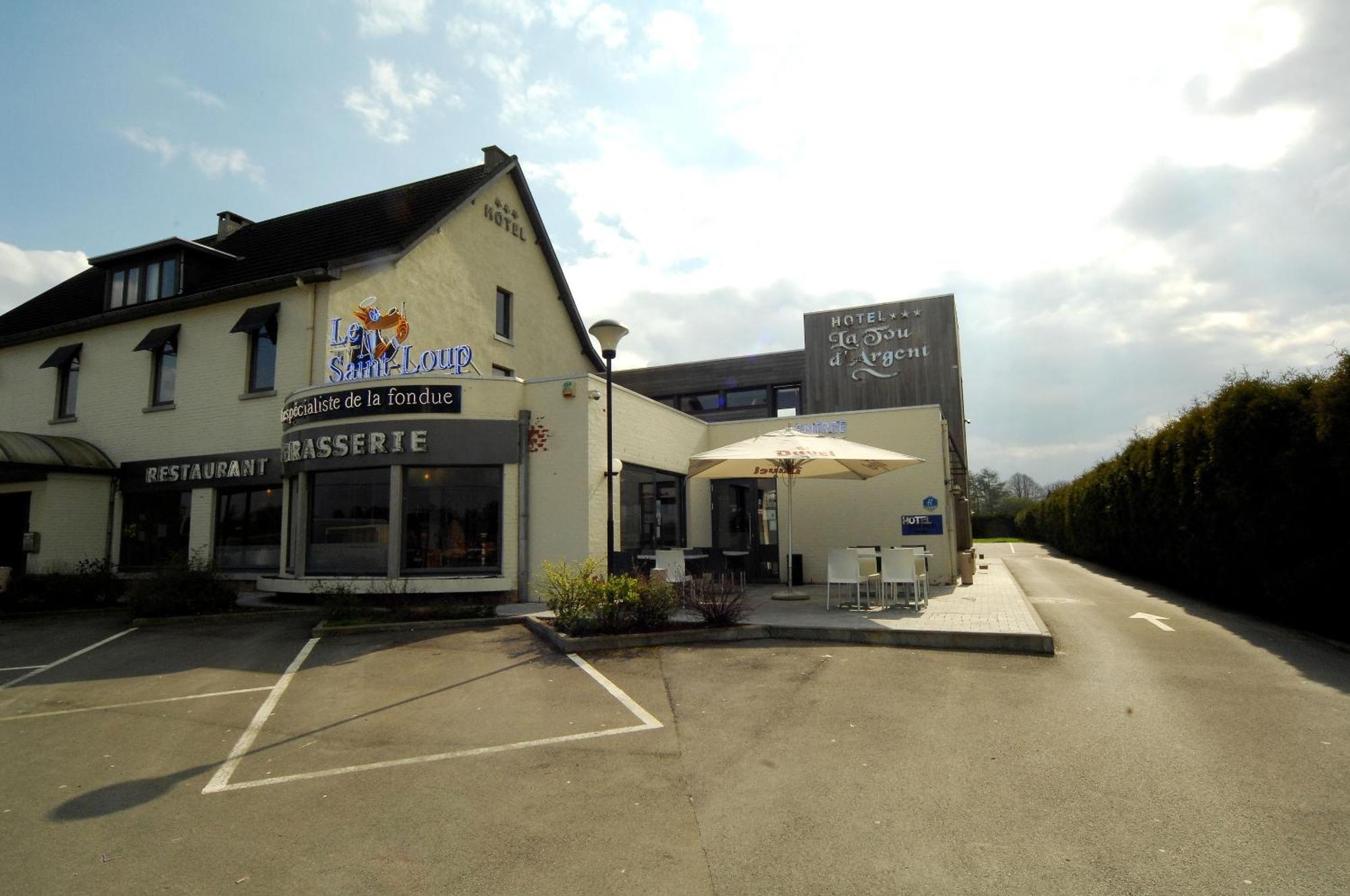 Hotel Le Saint Loup 젬블룩스 외부 사진